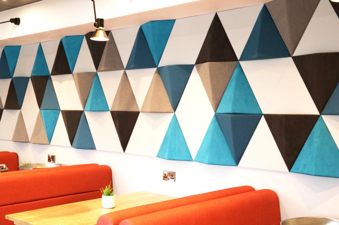 Holiday Inn Express, Chester Racecourse By Ihg Exteriér fotografie