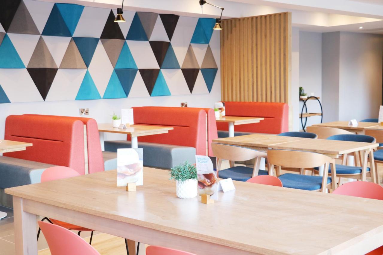 Holiday Inn Express, Chester Racecourse By Ihg Exteriér fotografie