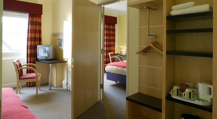 Holiday Inn Express, Chester Racecourse By Ihg Exteriér fotografie